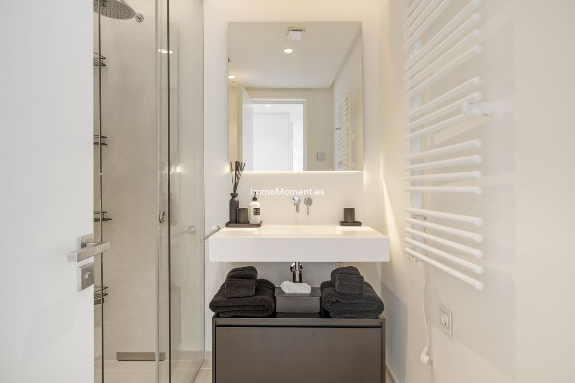 Resale - Apartment - Inland  - Ojén