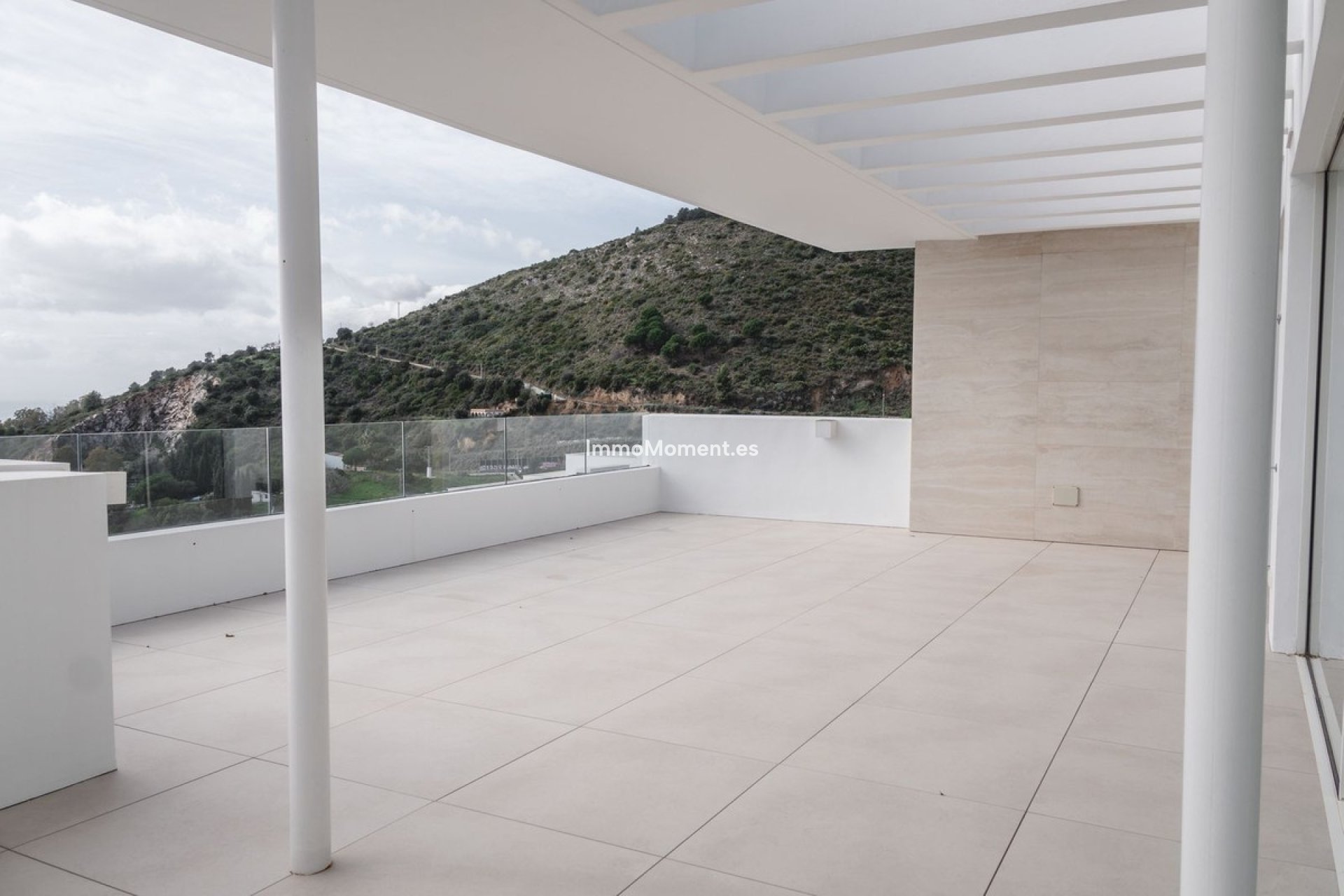 Resale - Apartment - Inland  - Ojén