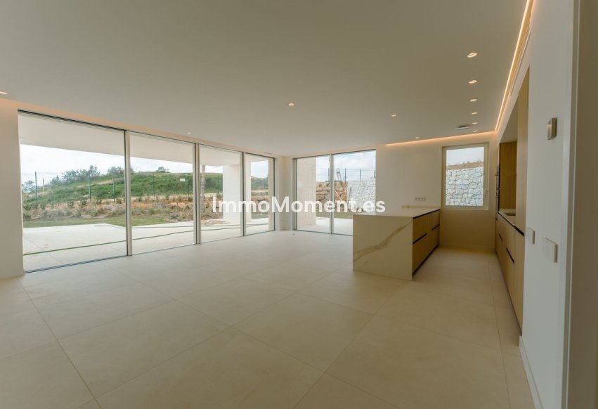 Resale - Apartment - Inland  - Ojén