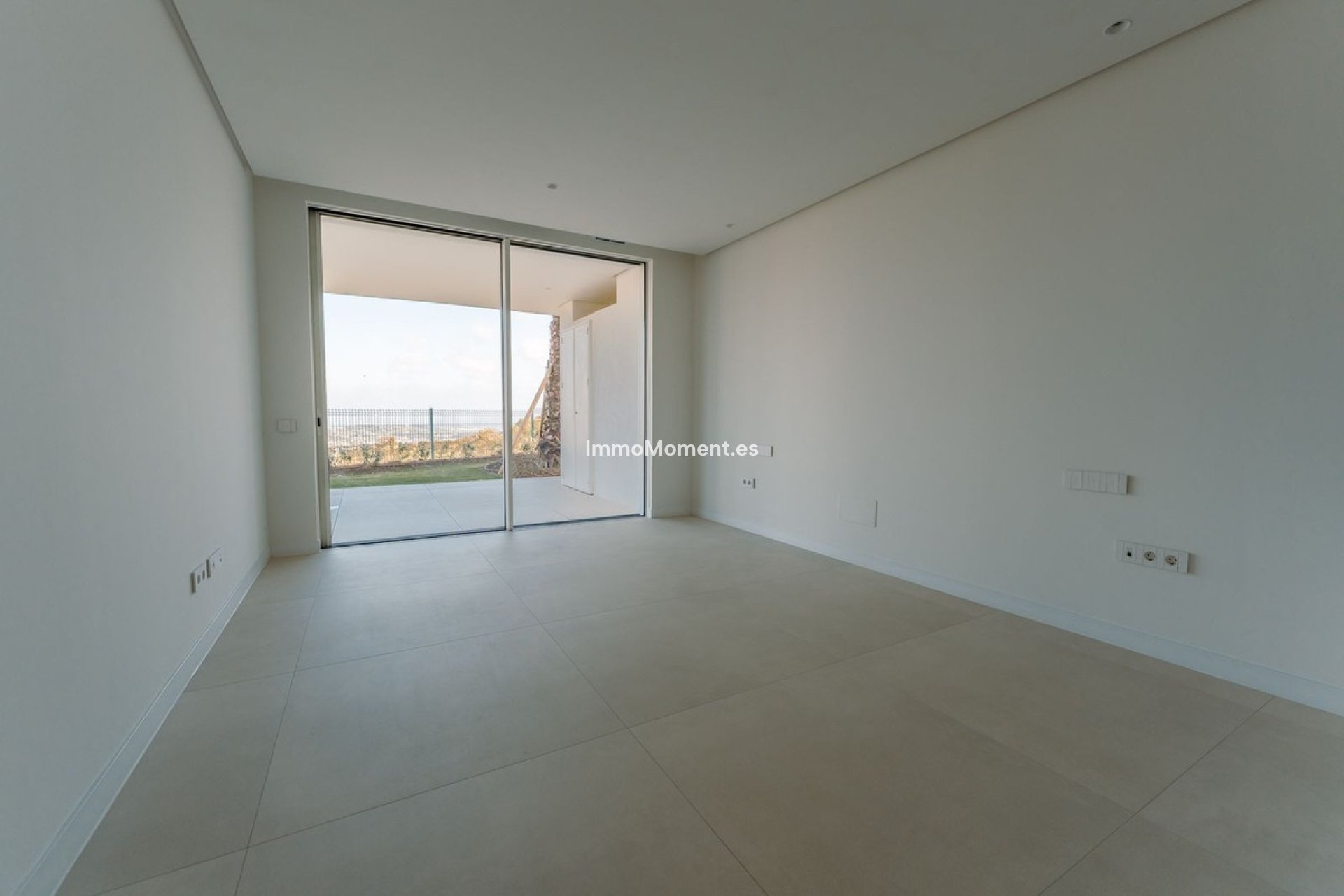 Resale - Apartment - Inland  - Ojén