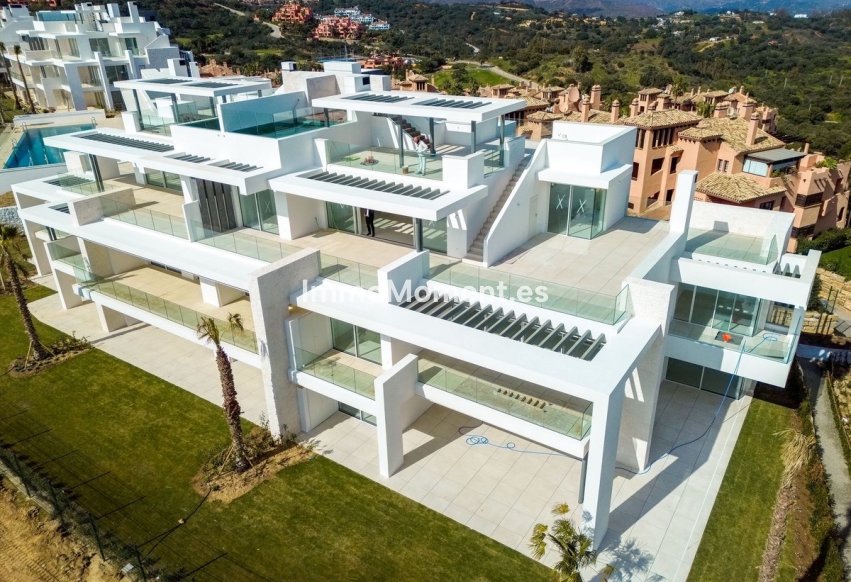 Resale - Apartment - Inland  - Ojén