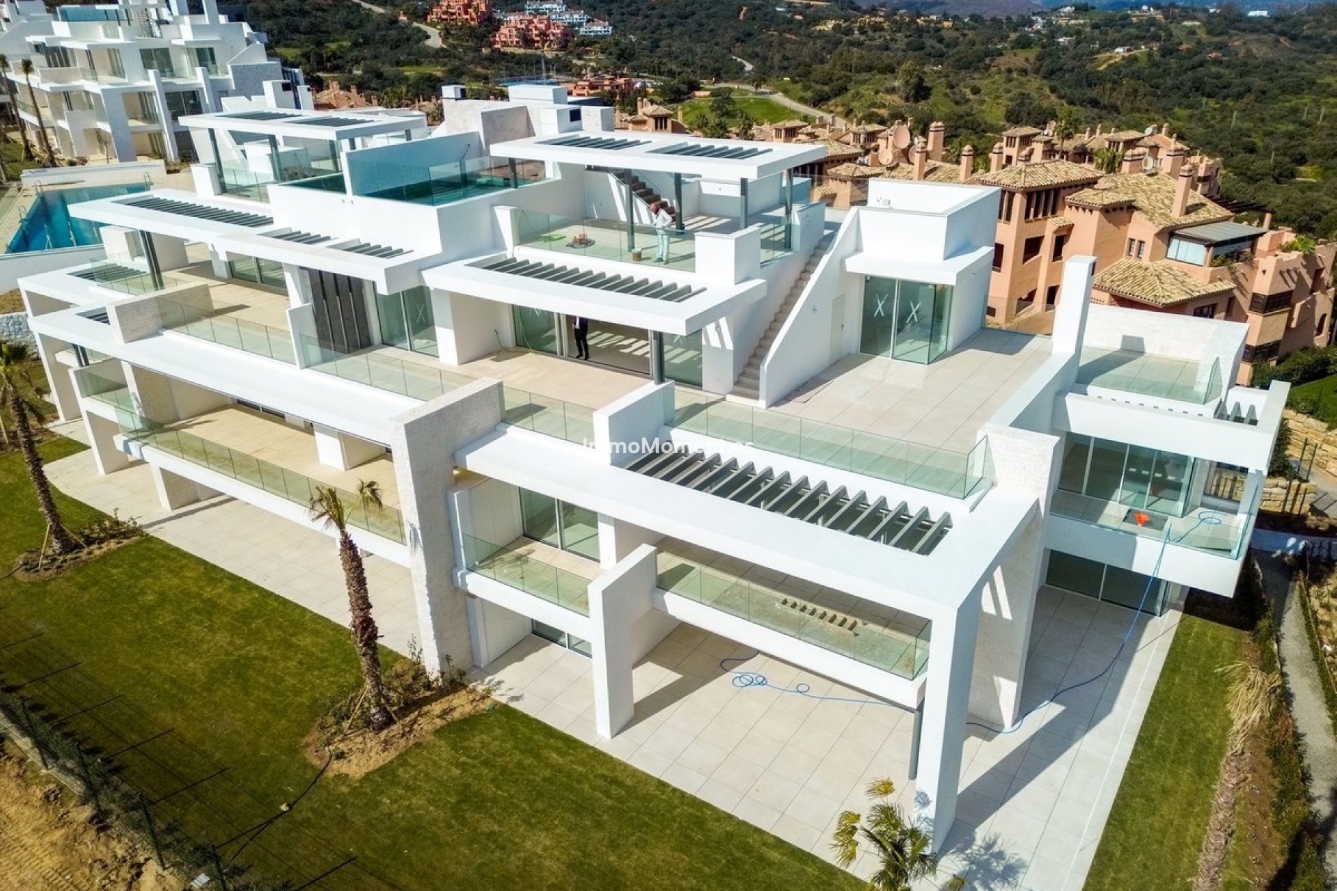 Resale - Apartment - Inland  - Ojén