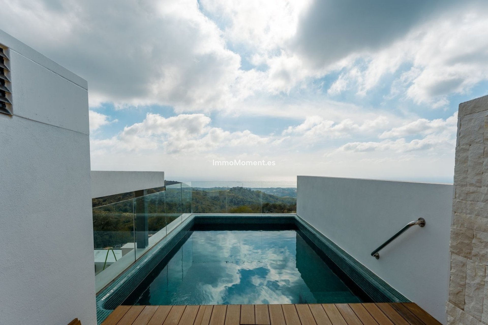 Resale - Apartment - Inland  - Ojén