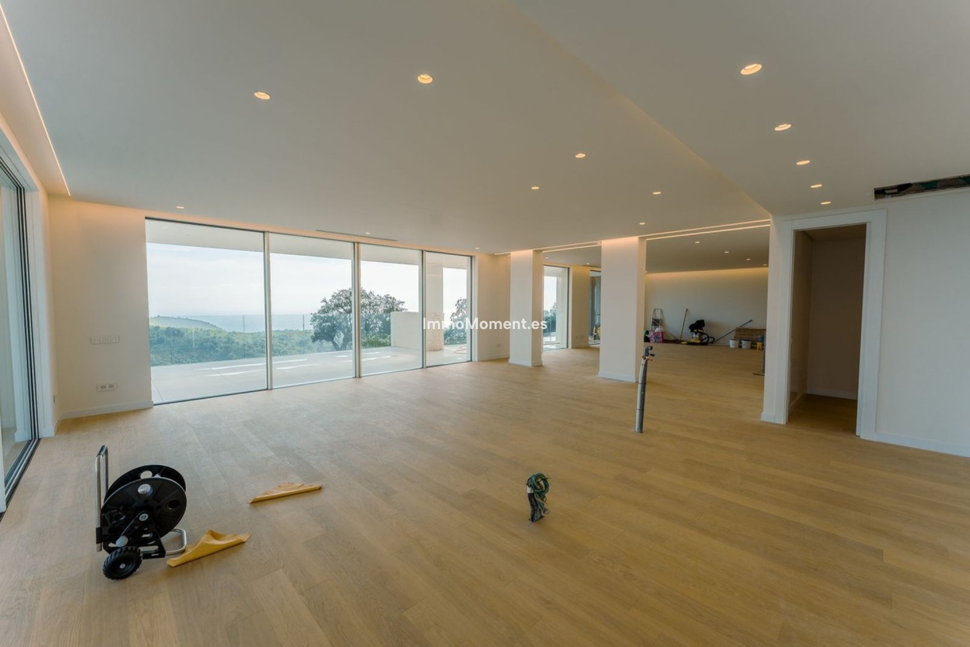 Resale - Apartment - Inland  - Ojén