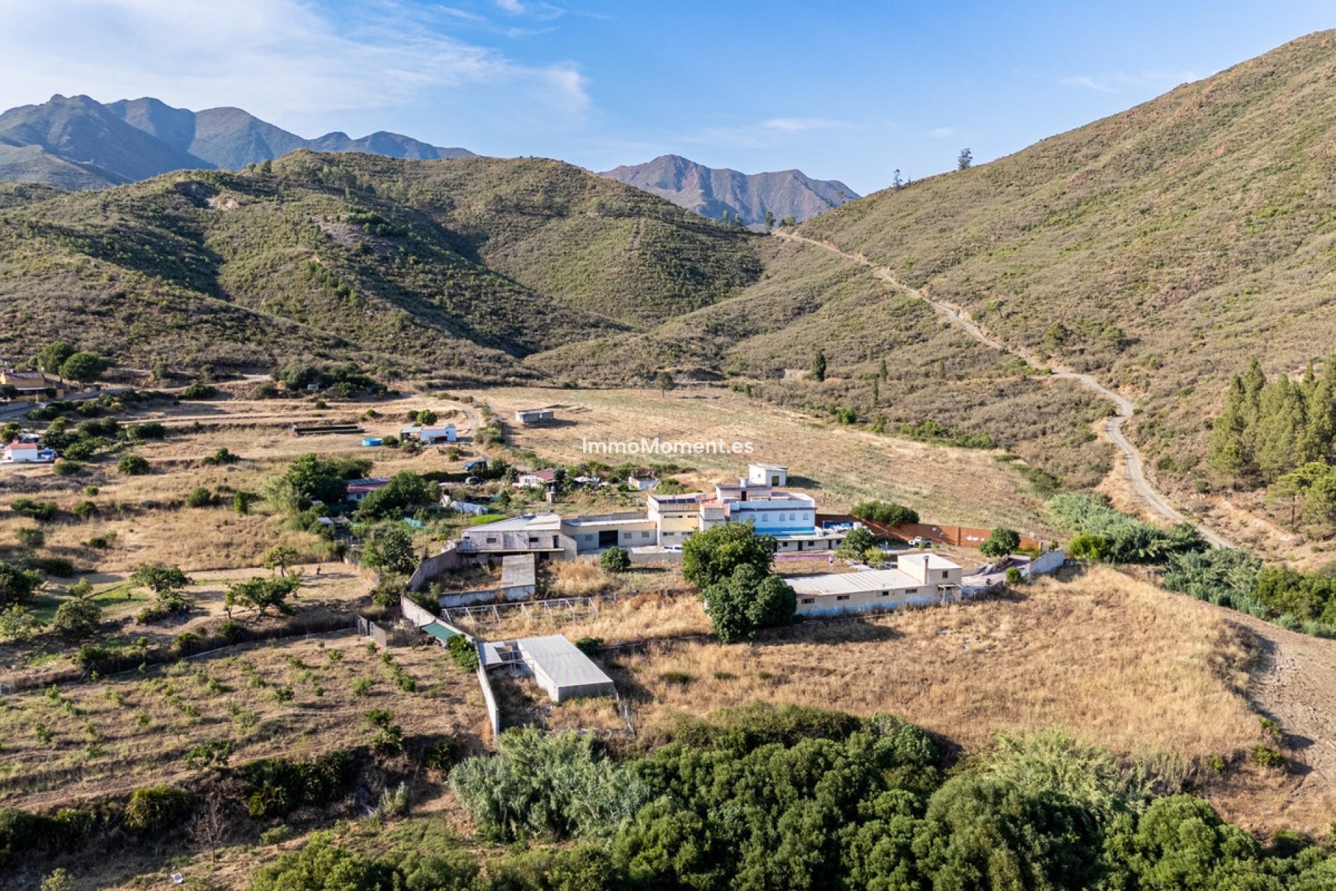 Resale - Apartment - Inland  - Ojén