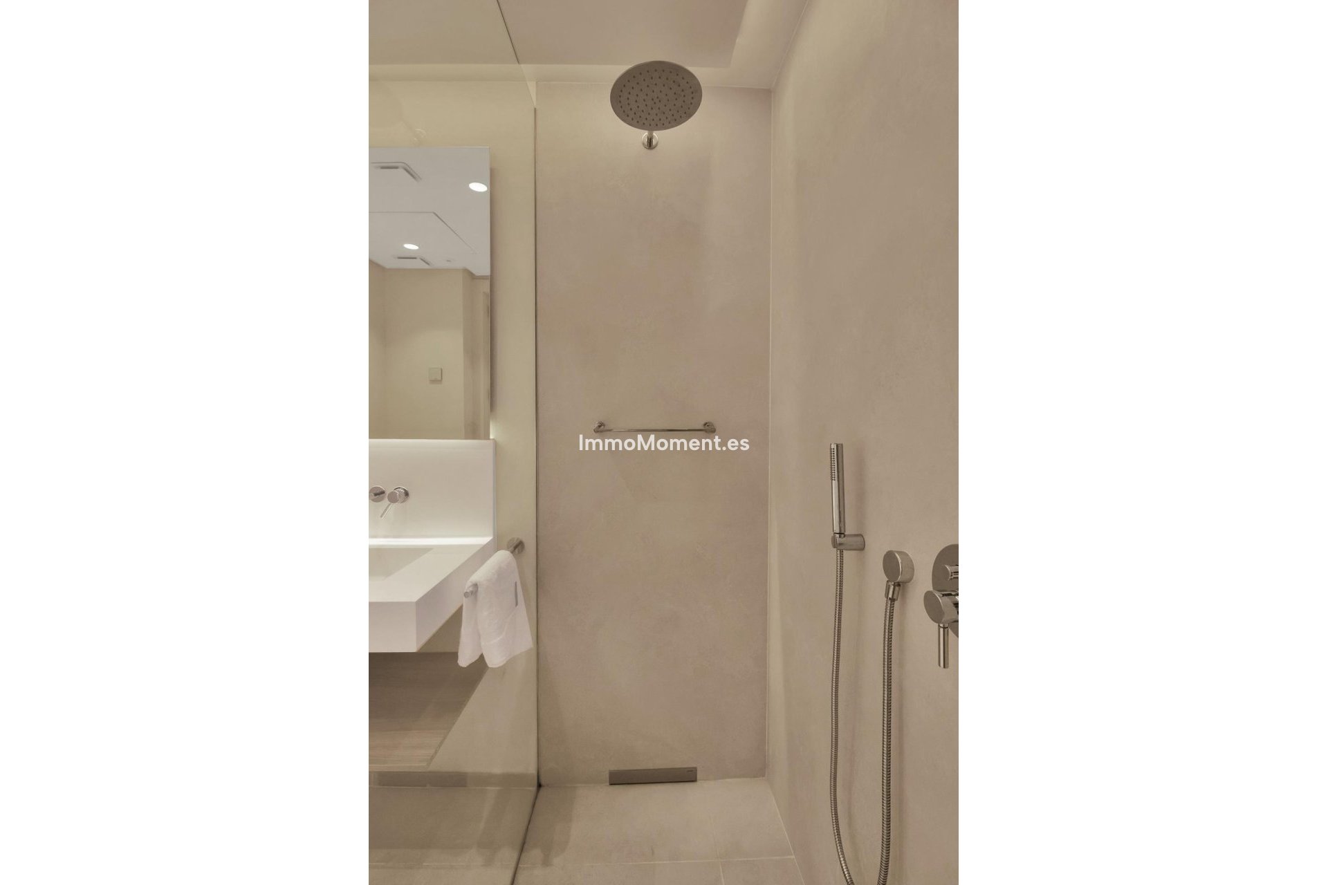 Resale - Apartment - Inland  - Ojén