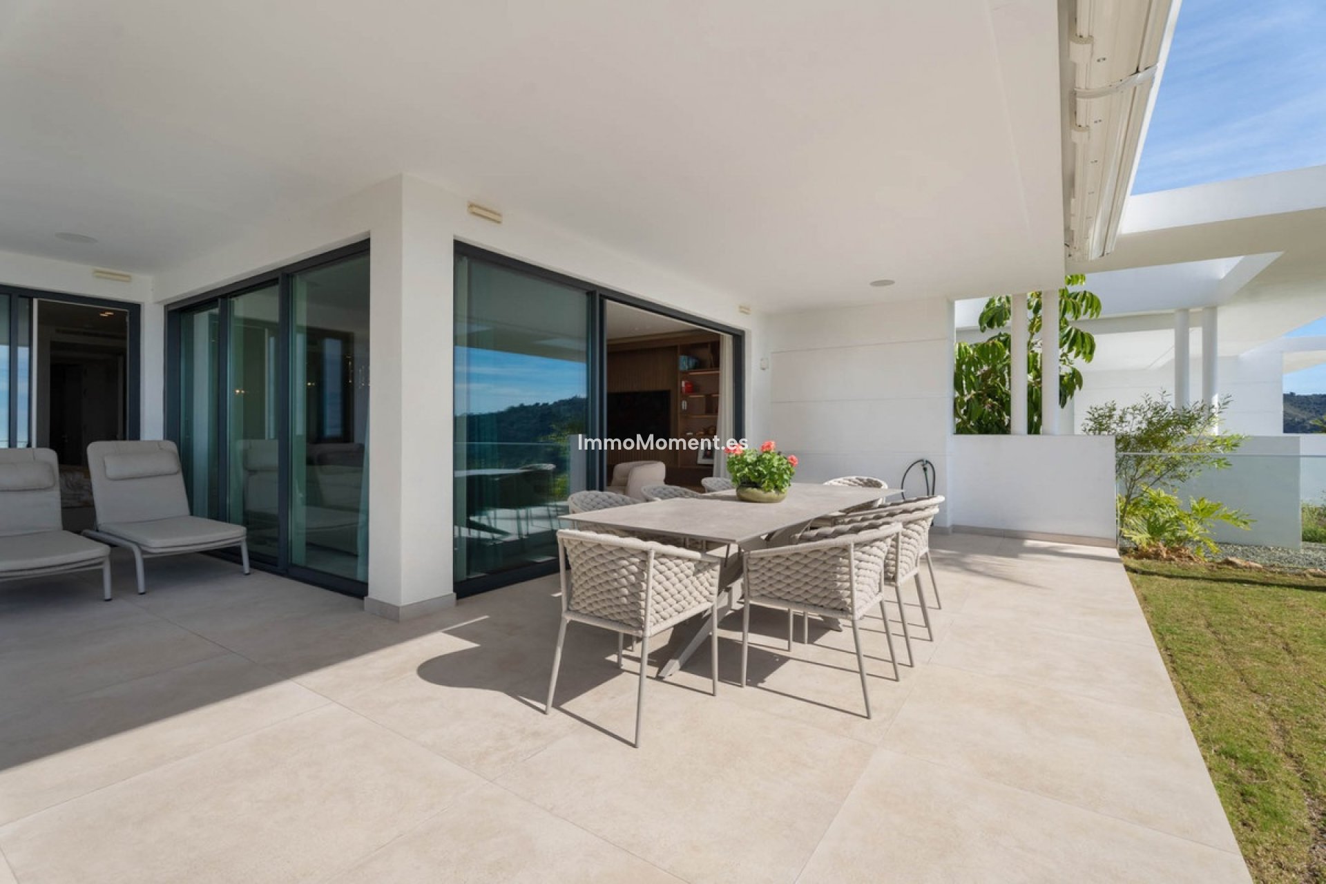 Resale - Apartment - Inland  - Ojén