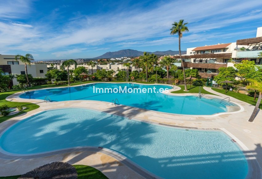 Resale - Apartment - Málaga - Benahavís