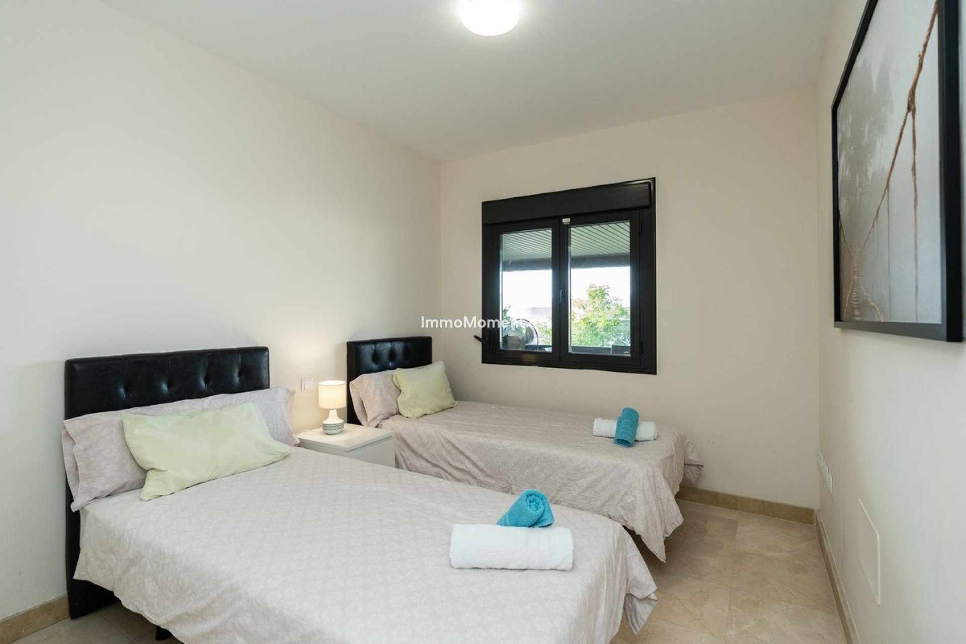 Resale - Apartment - Málaga - Benahavís