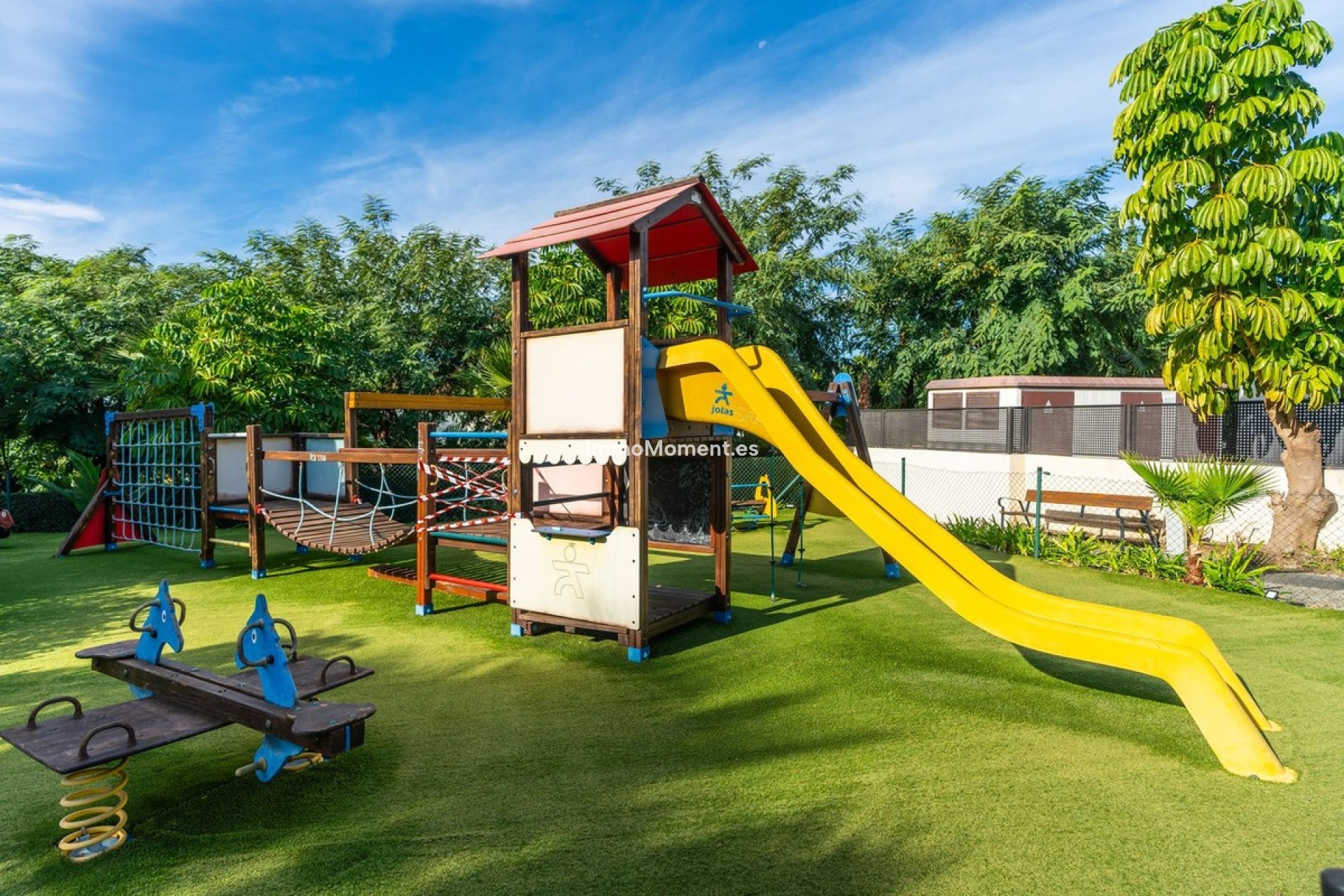 Resale - Apartment - Málaga - Benahavís