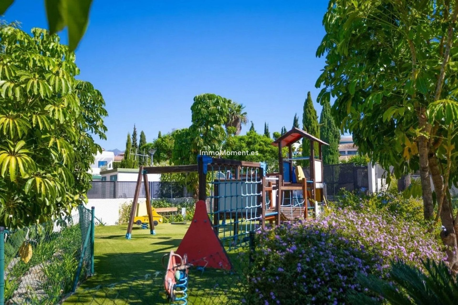 Resale - Apartment - Málaga - Benahavís