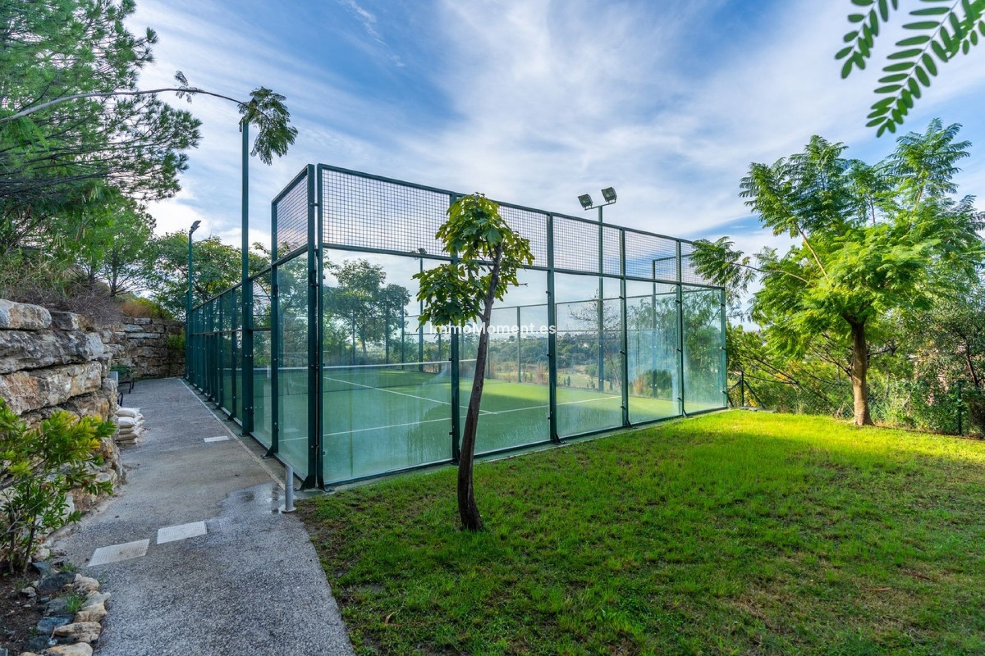 Resale - Apartment - Málaga - Benahavís