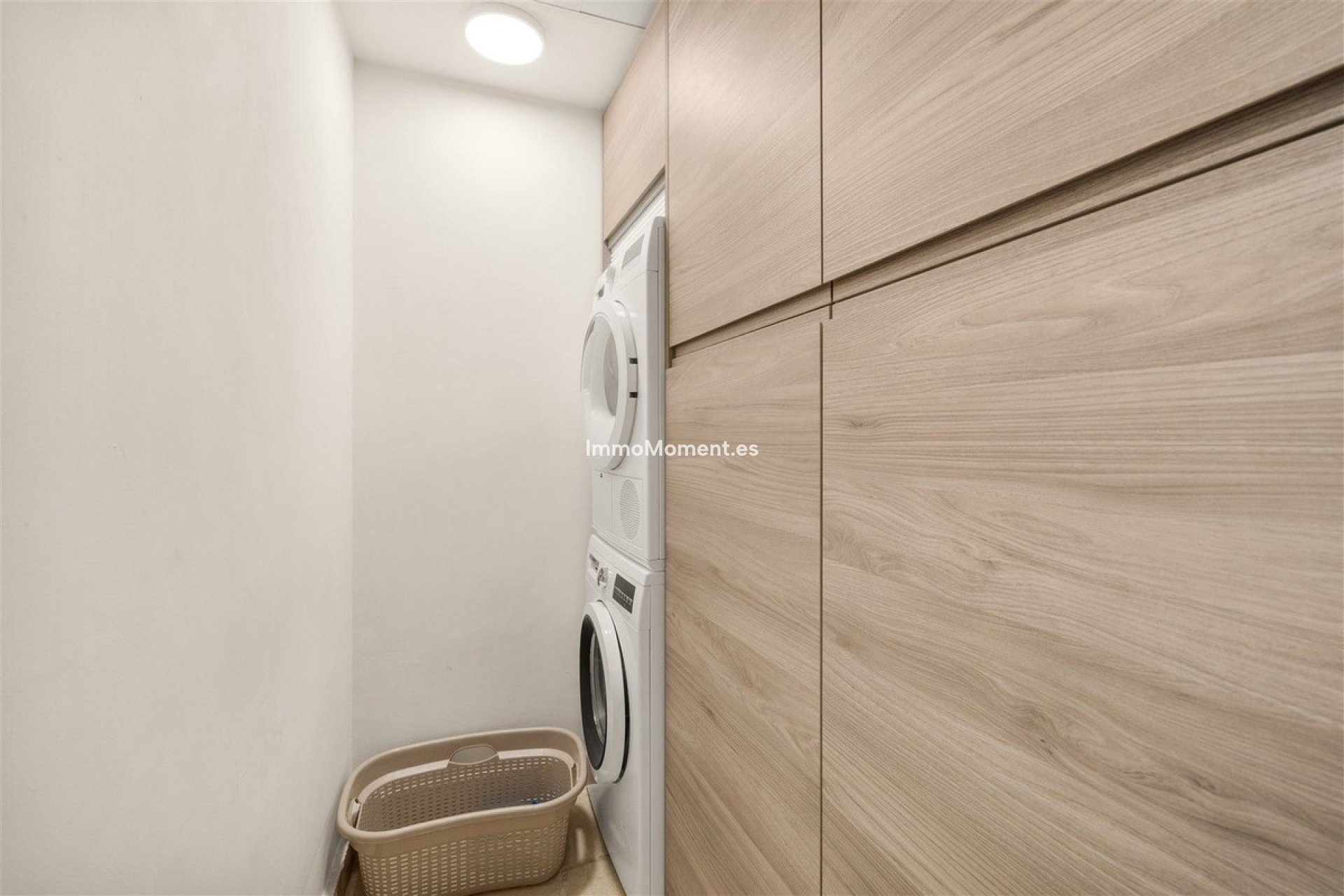 Resale - Apartment - Málaga - Benahavís