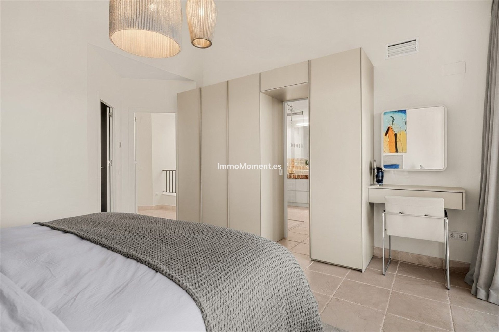 Resale - Apartment - Málaga - Benahavís