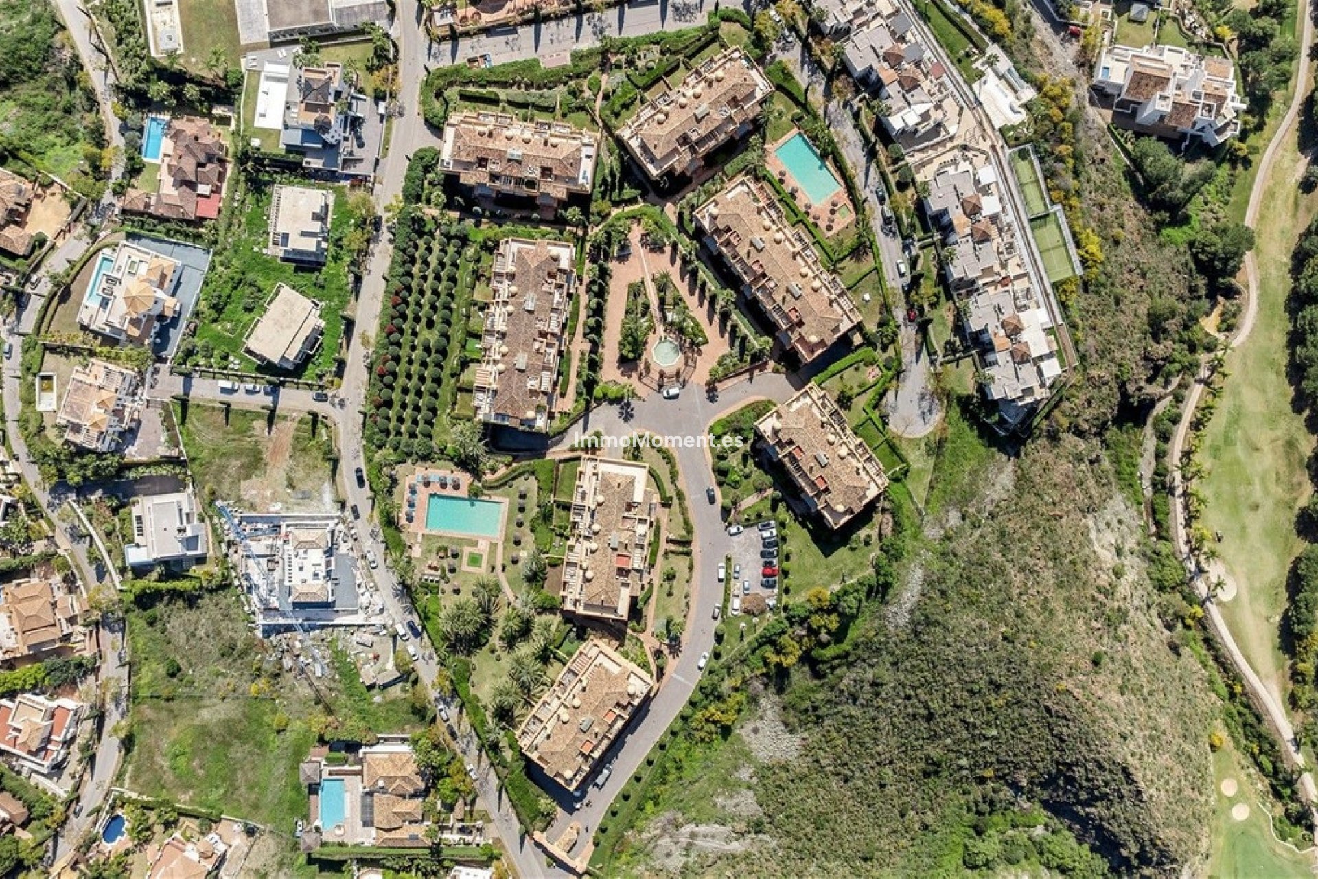 Resale - Apartment - Málaga - Benahavís