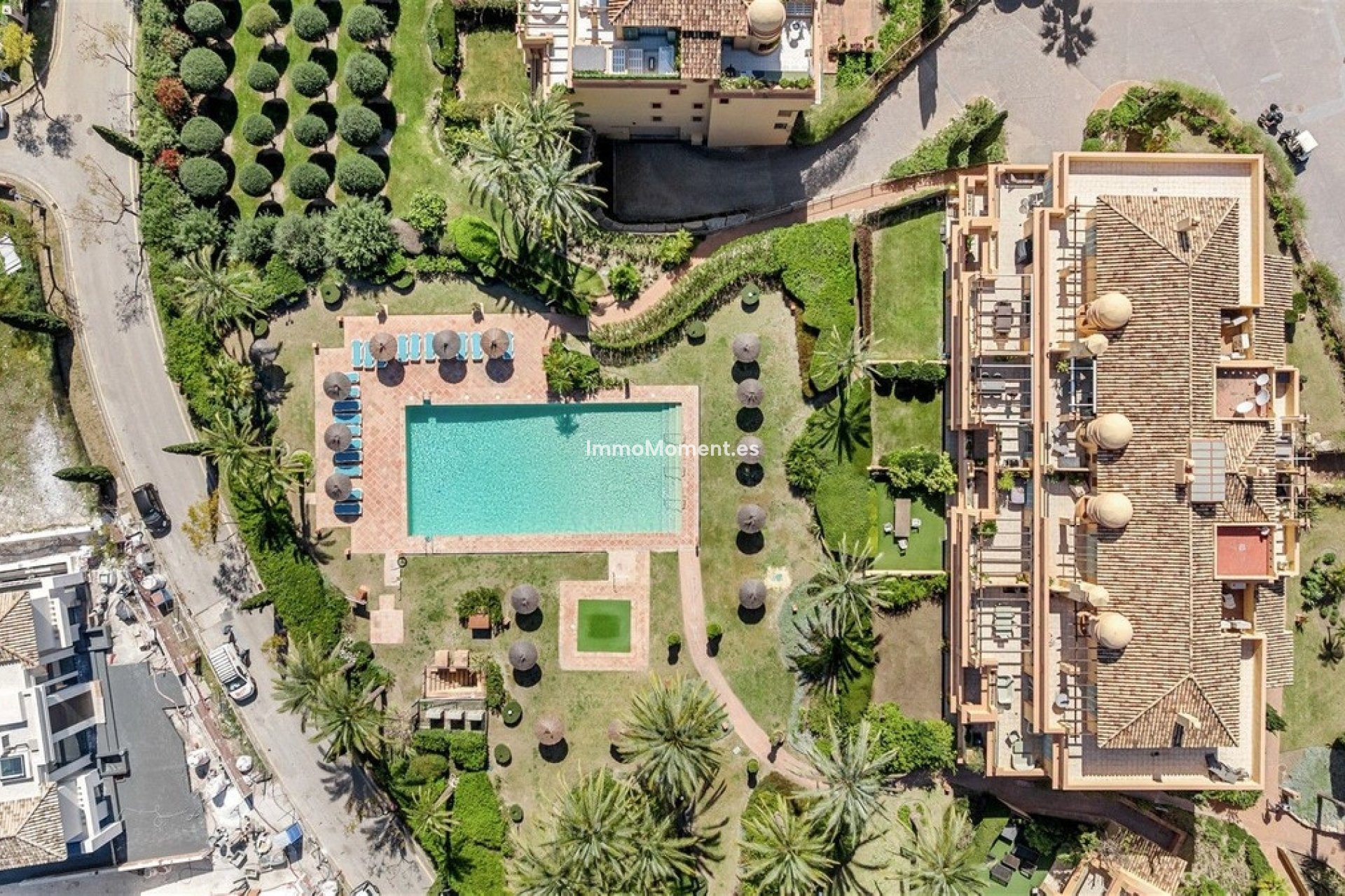 Resale - Apartment - Málaga - Benahavís