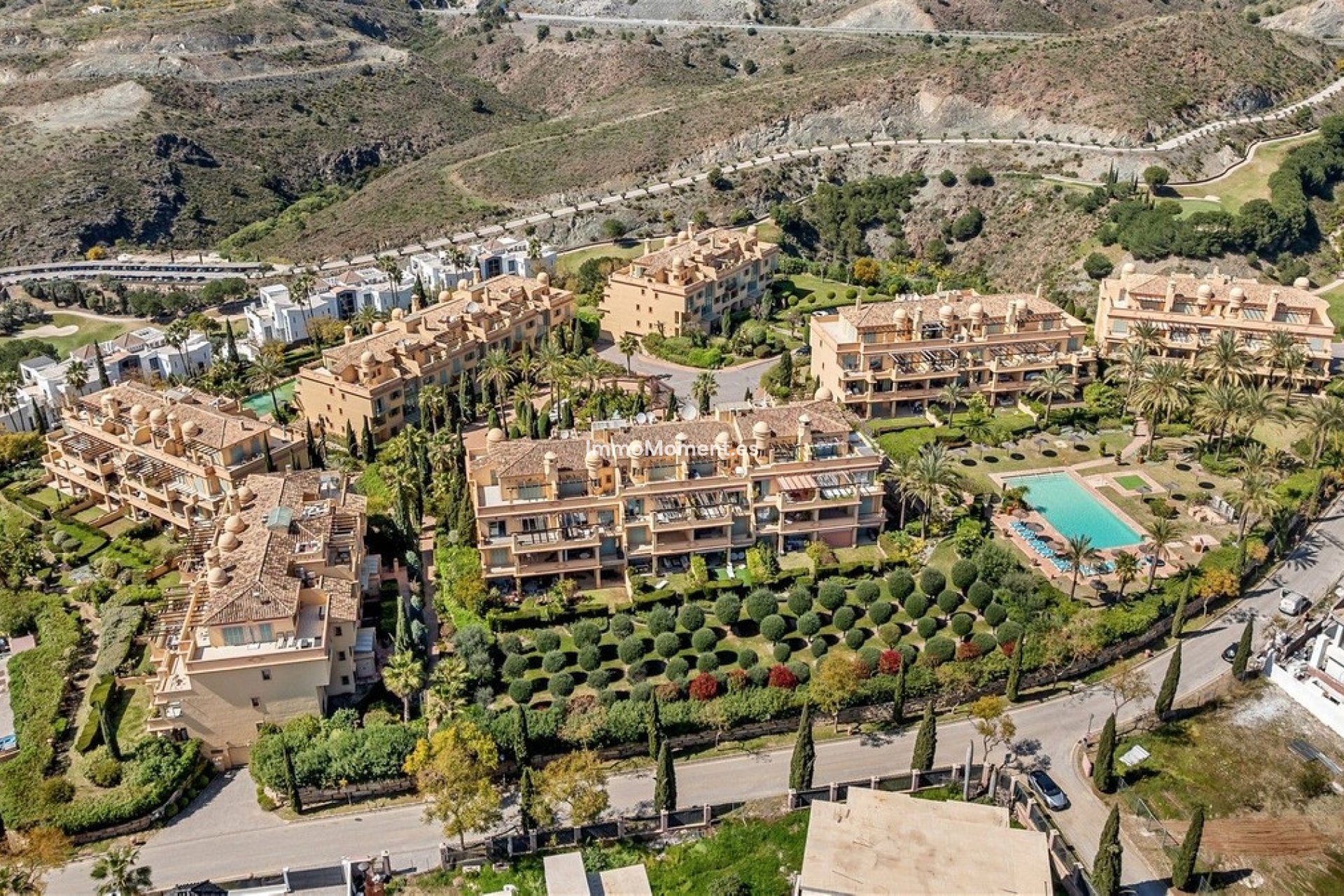 Resale - Apartment - Málaga - Benahavís