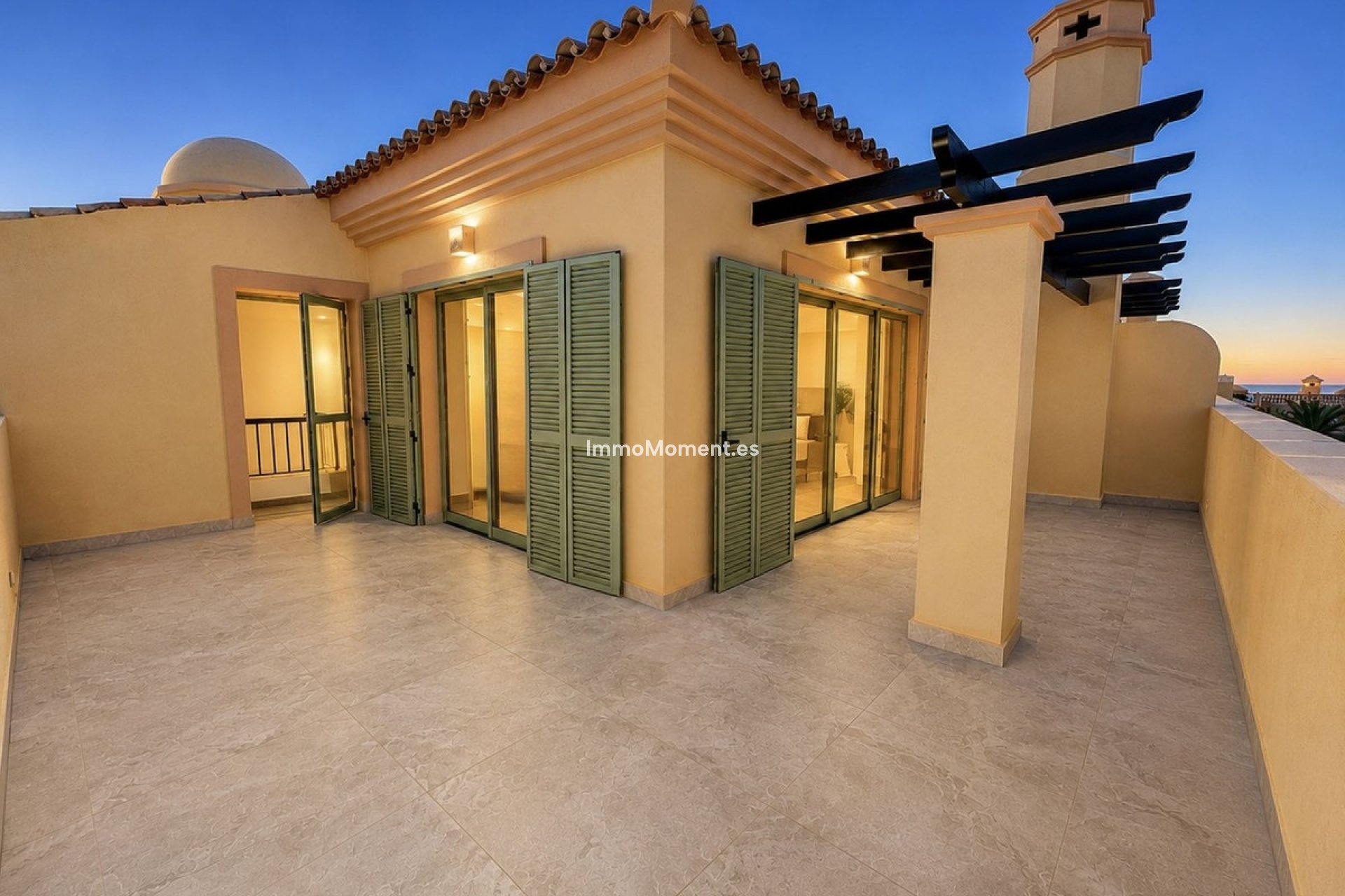 Resale - Apartment - Málaga - Benahavís