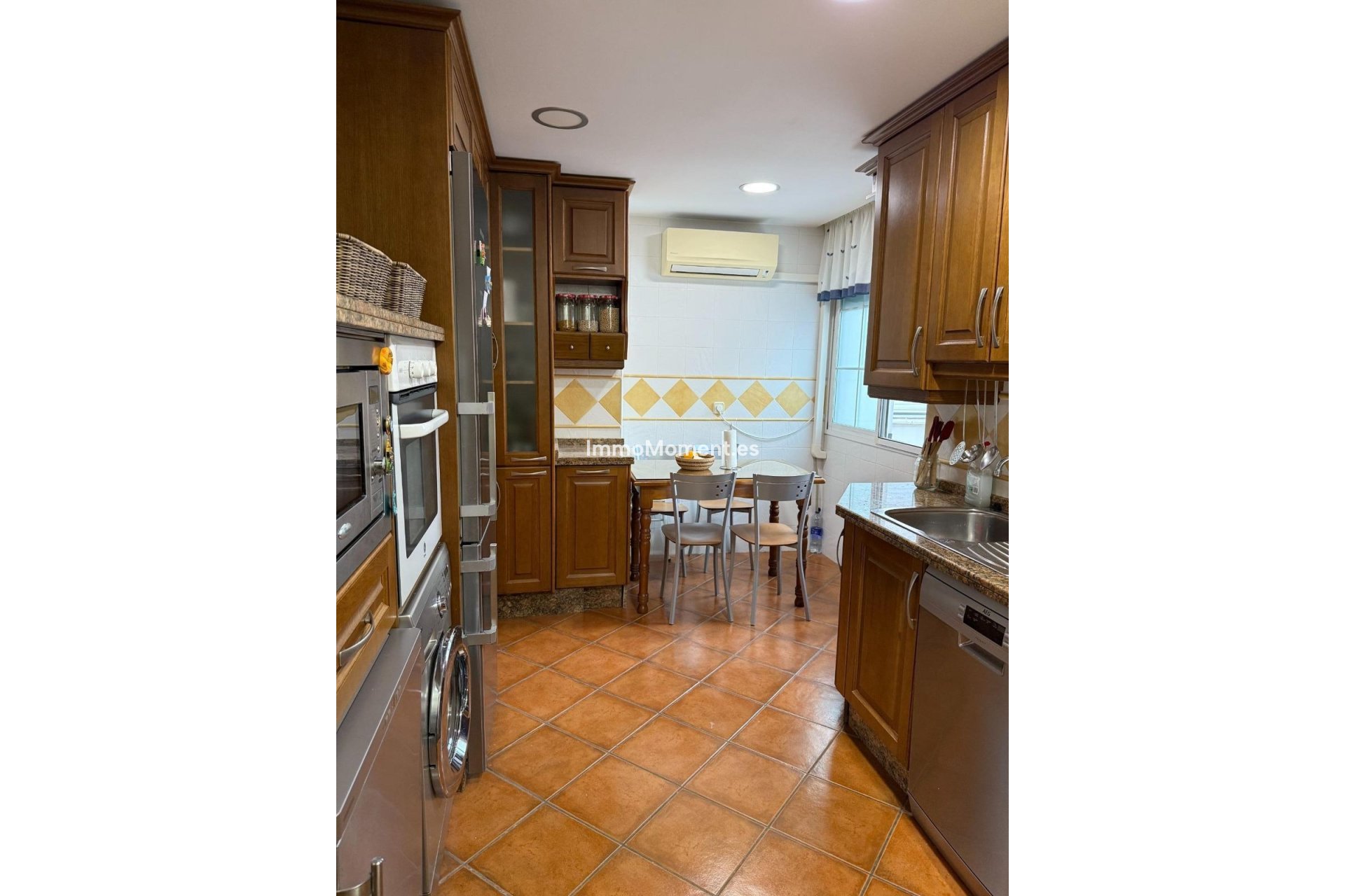 Resale - Apartment - Málaga - Capuchinos