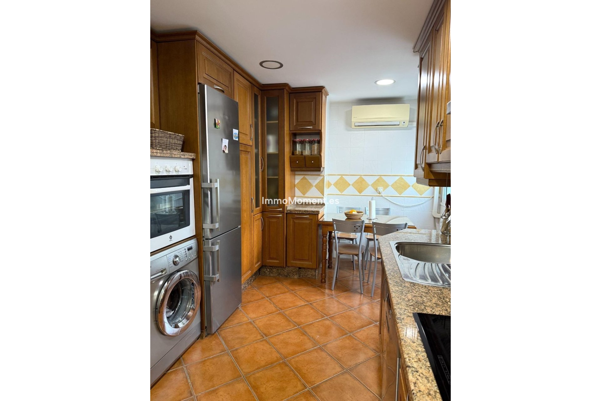 Resale - Apartment - Málaga - Capuchinos