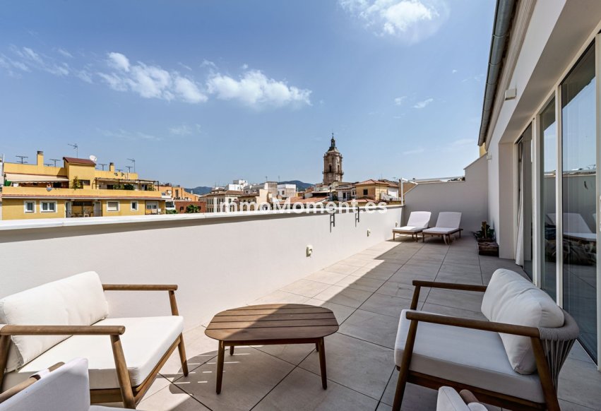 Resale - Apartment - Málaga - Centro Histórico