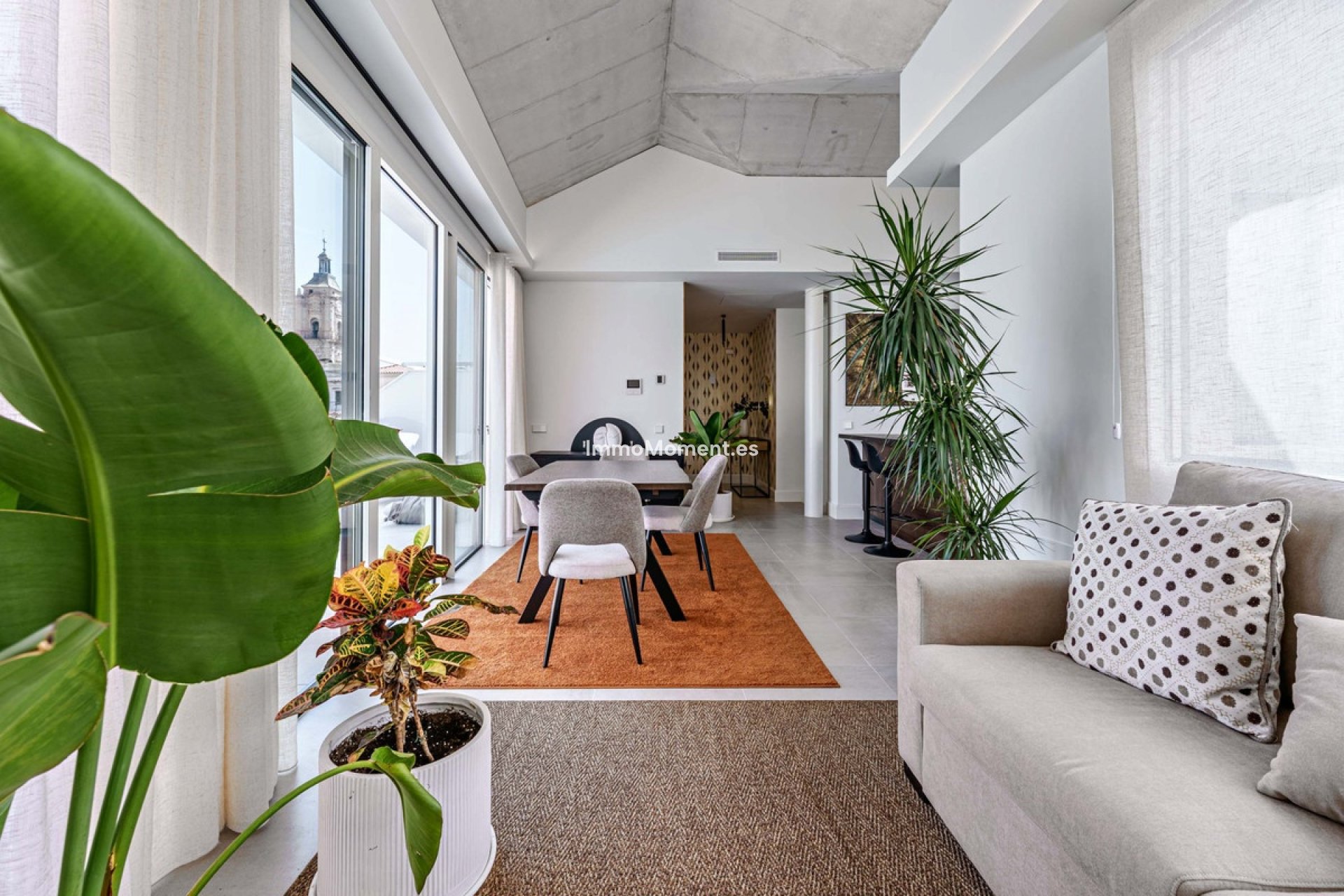 Resale - Apartment - Málaga - Centro Histórico