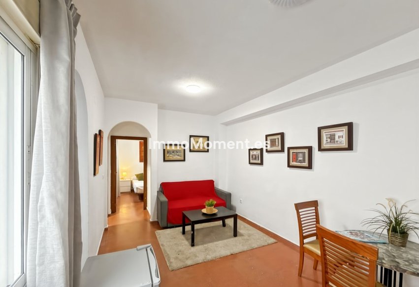 Resale - Apartment - Málaga - Centro Histórico