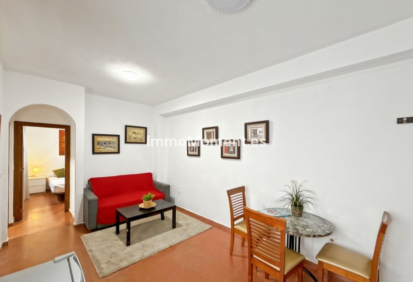 Resale - Apartment - Málaga - Centro Histórico