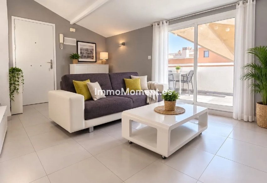 Resale - Apartment - Málaga - Málaga Centro