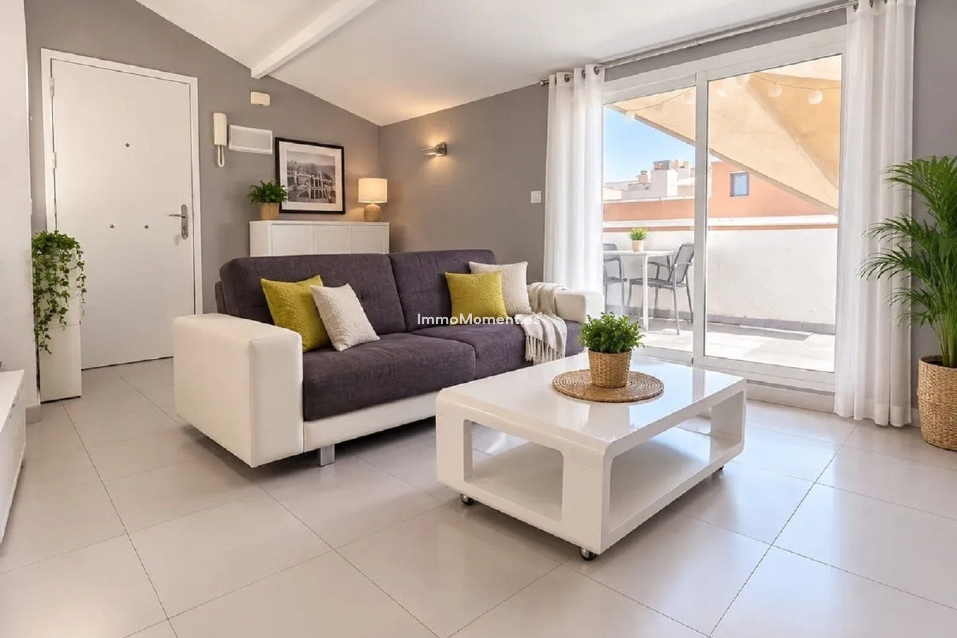 Resale - Apartment - Málaga - Málaga Centro