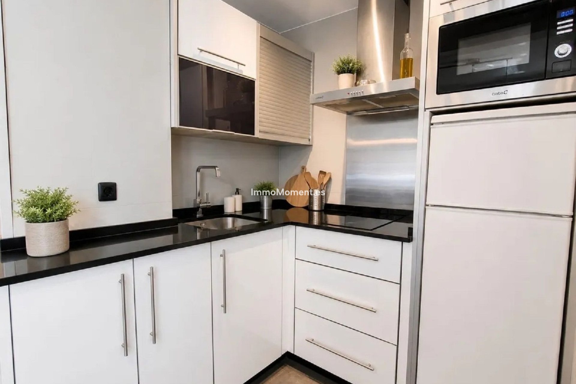 Resale - Apartment - Málaga - Málaga Centro