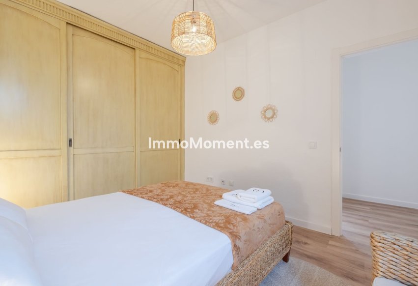 Resale - Apartment - Málaga - Málaga Centro