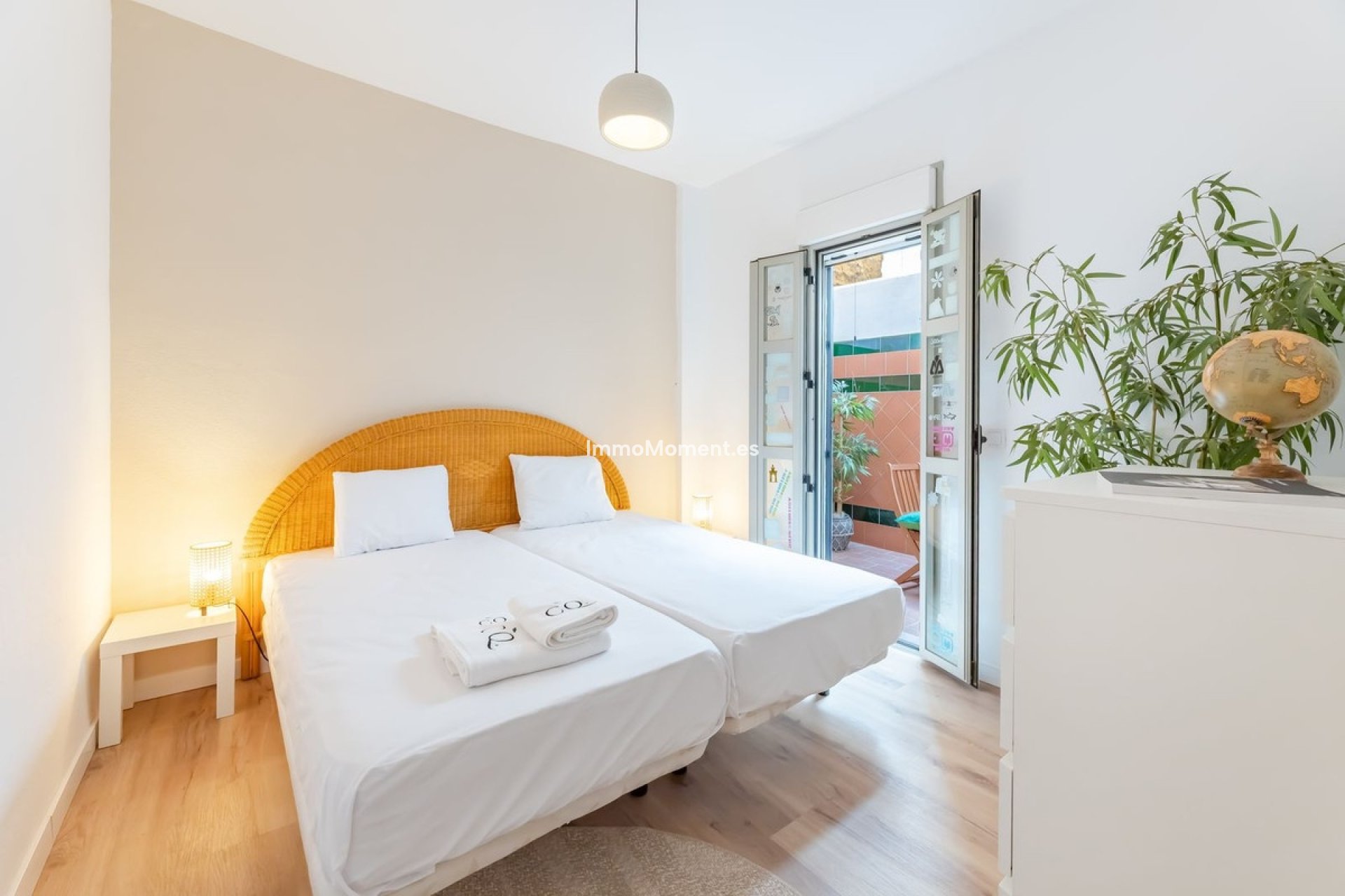 Resale - Apartment - Málaga - Málaga Centro