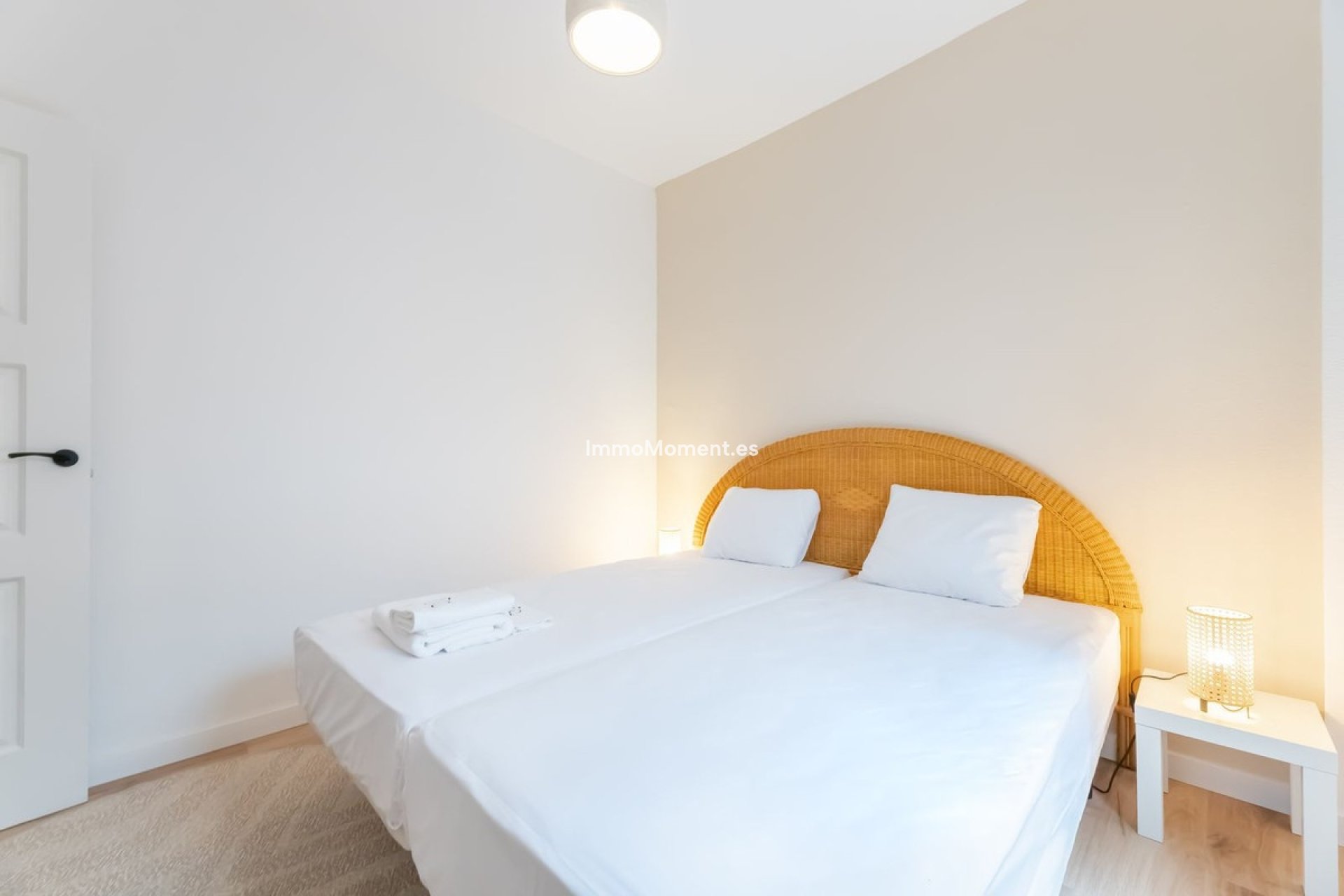 Resale - Apartment - Málaga - Málaga Centro