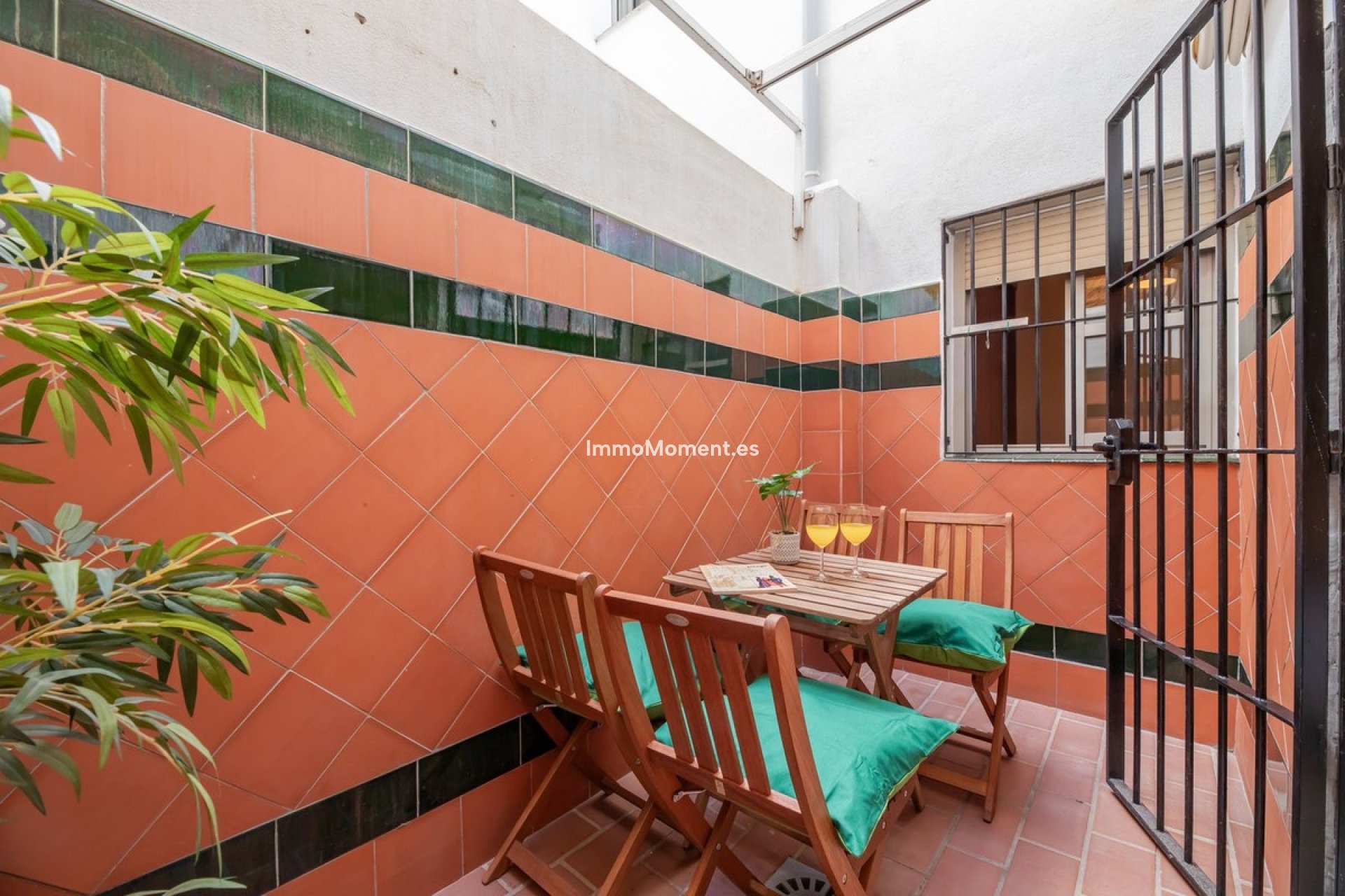 Resale - Apartment - Málaga - Málaga Centro