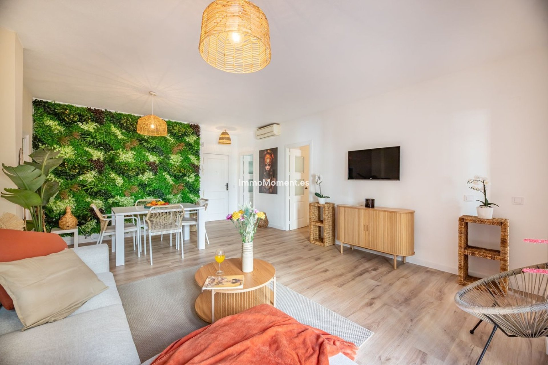 Resale - Apartment - Málaga - Málaga Centro