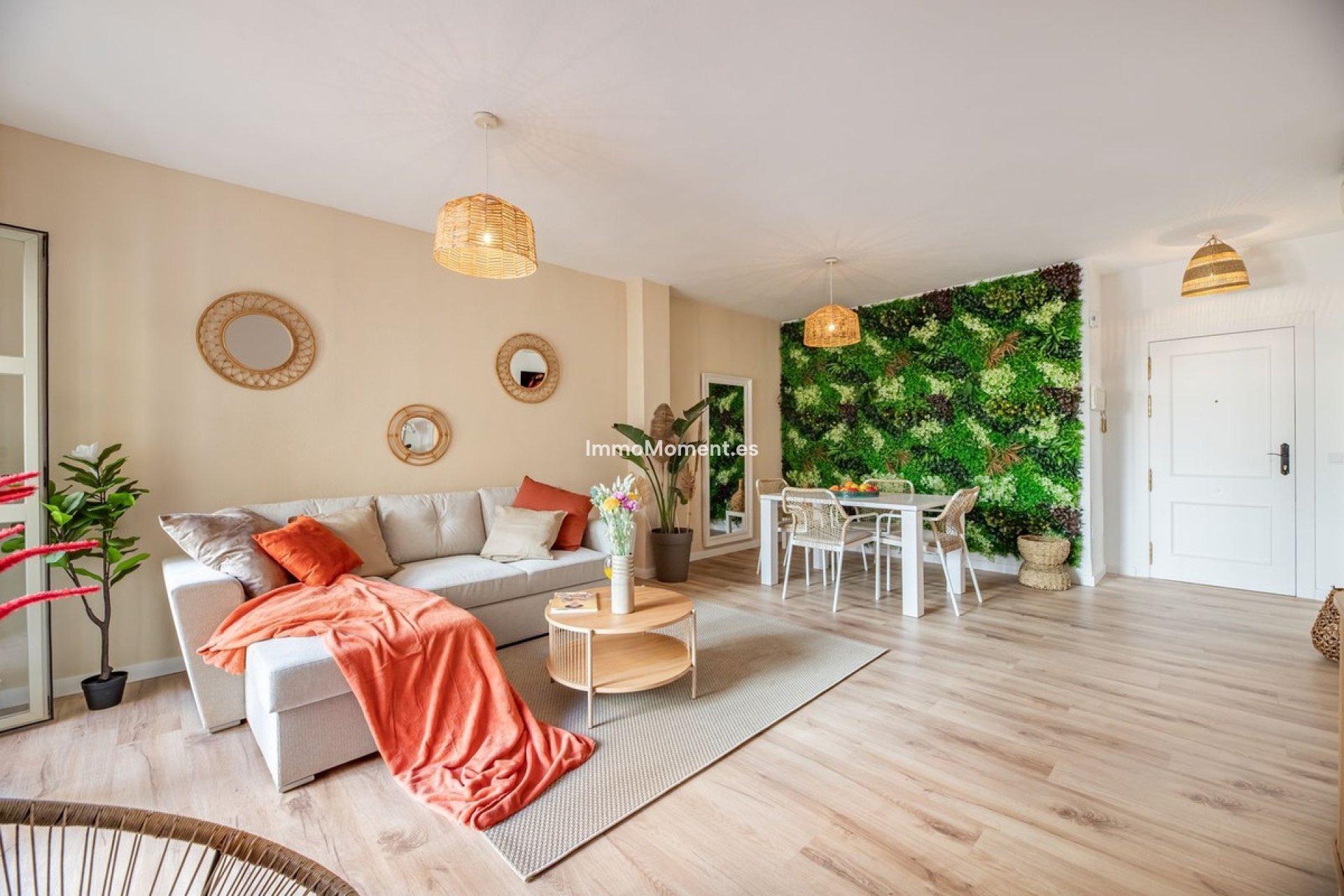 Resale - Apartment - Málaga - Málaga Centro