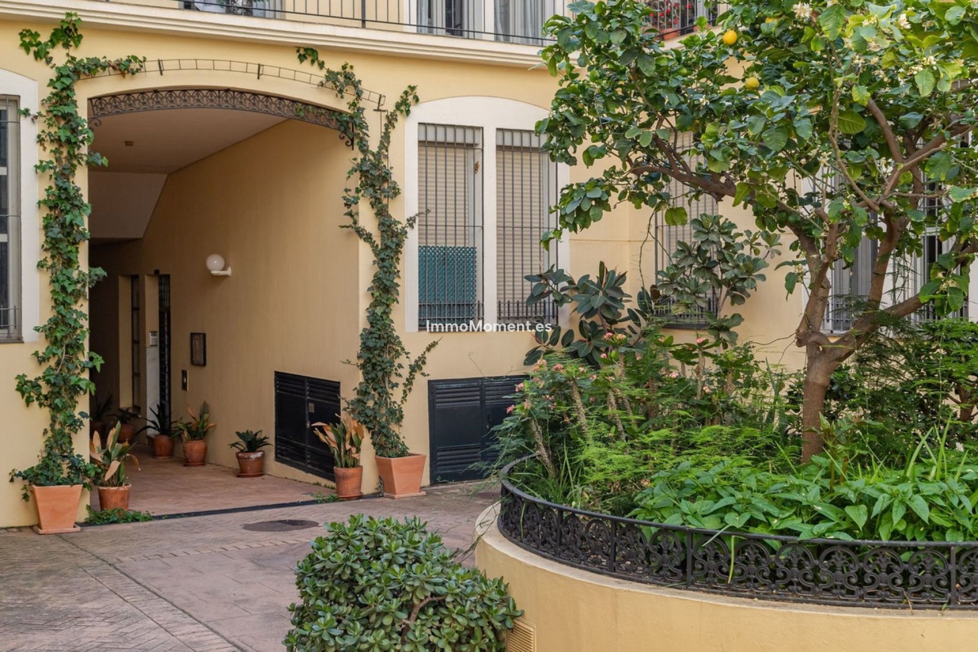 Resale - Apartment - Málaga - Málaga Centro