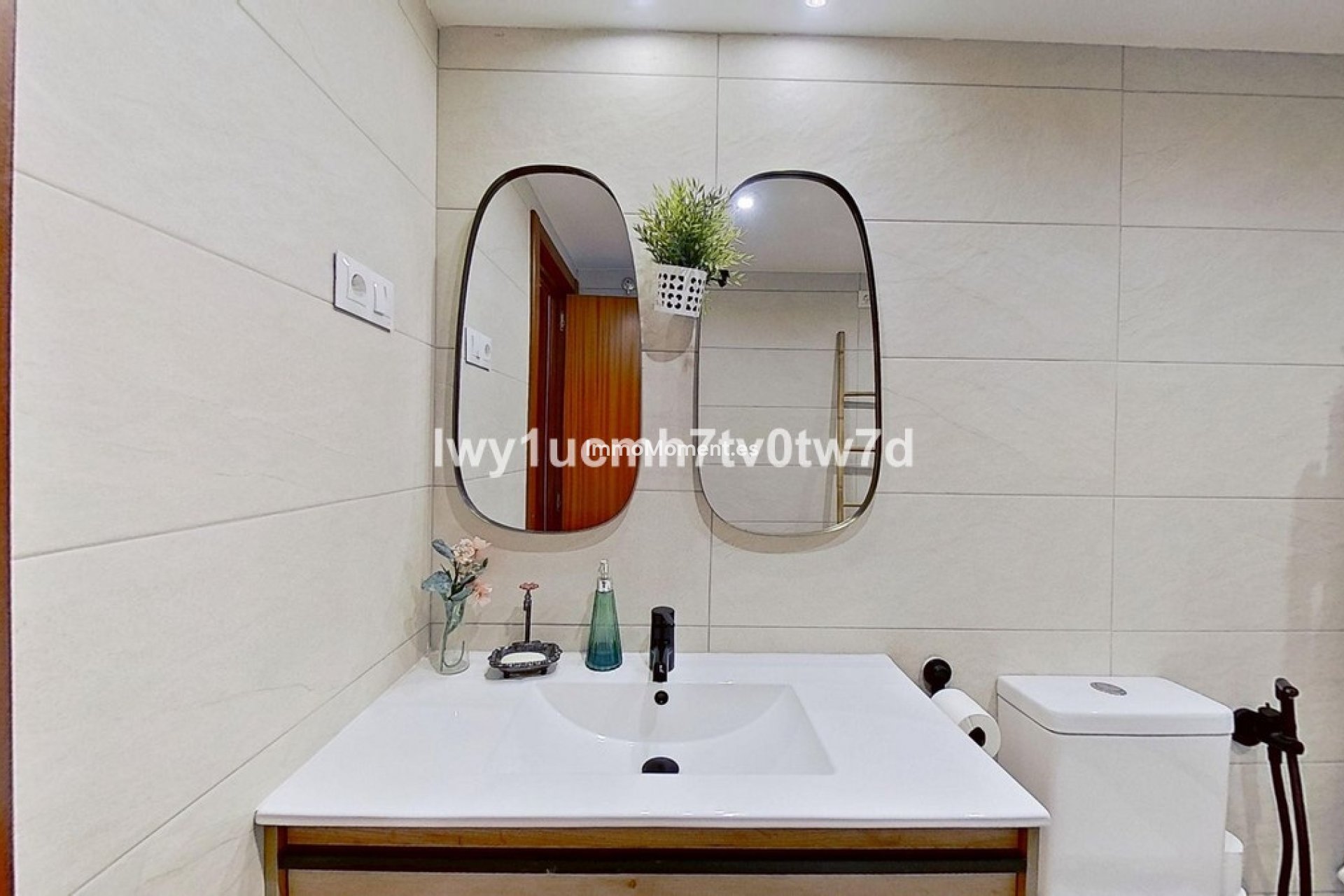 Resale - Apartment - Málaga - Málaga Centro