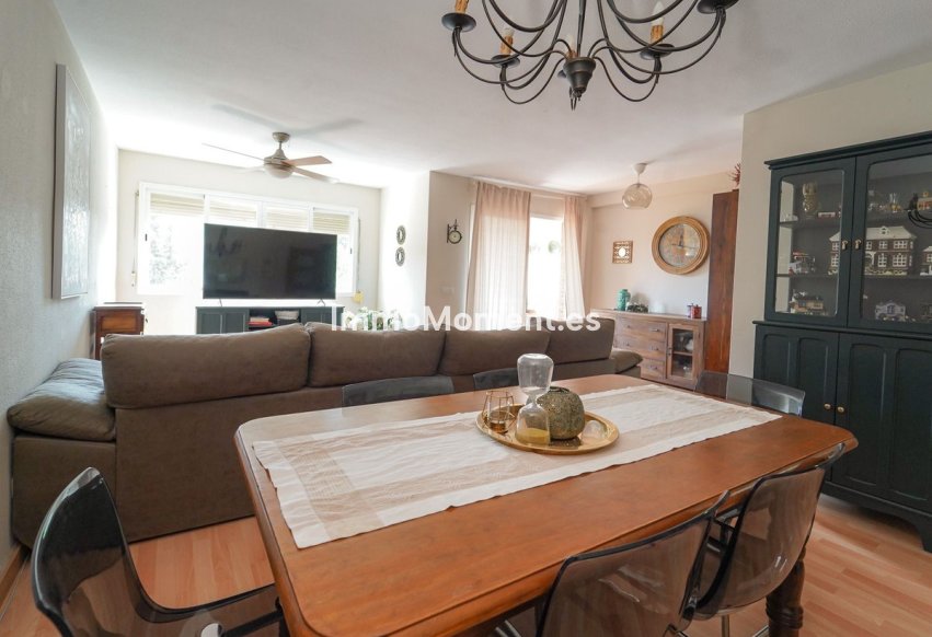 Resale - Apartment - Málaga - Málaga Centro