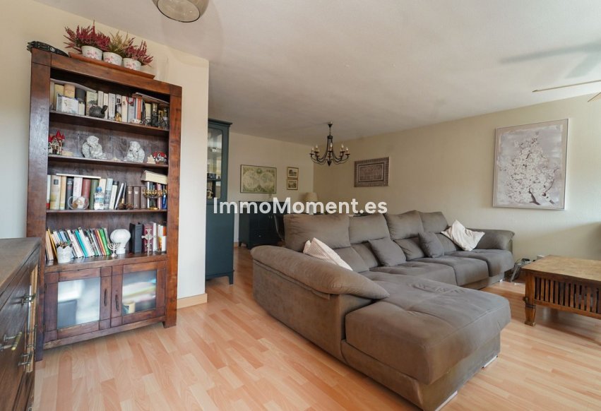 Resale - Apartment - Málaga - Málaga Centro