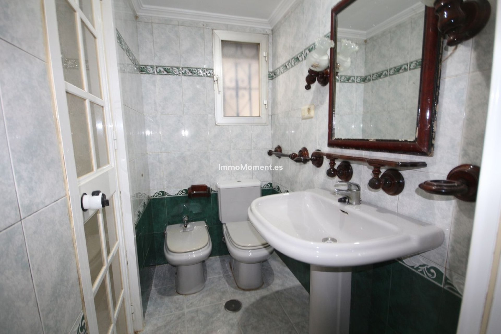 Resale - Apartment - Málaga - Málaga Centro