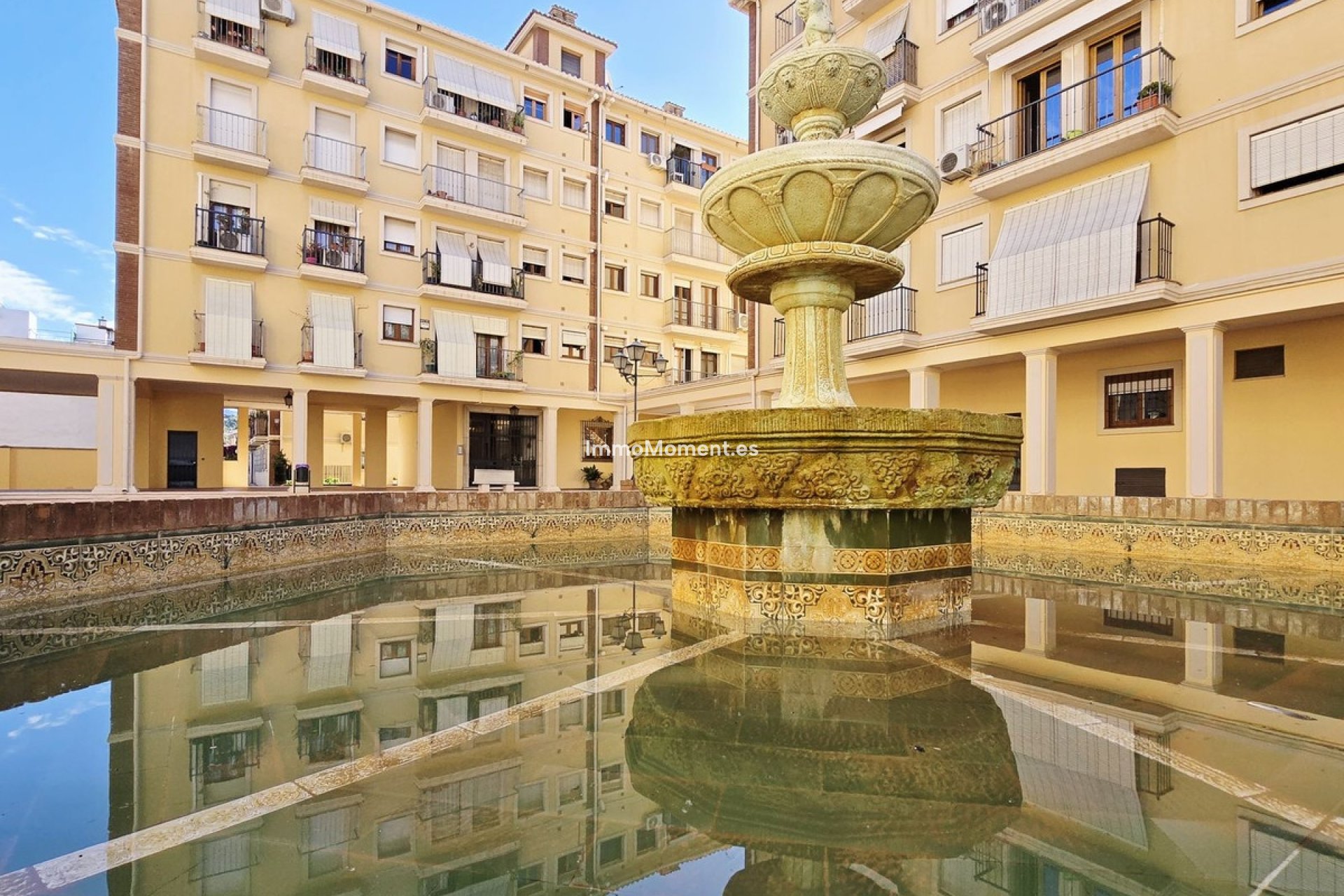 Resale - Apartment - Málaga - Málaga Centro