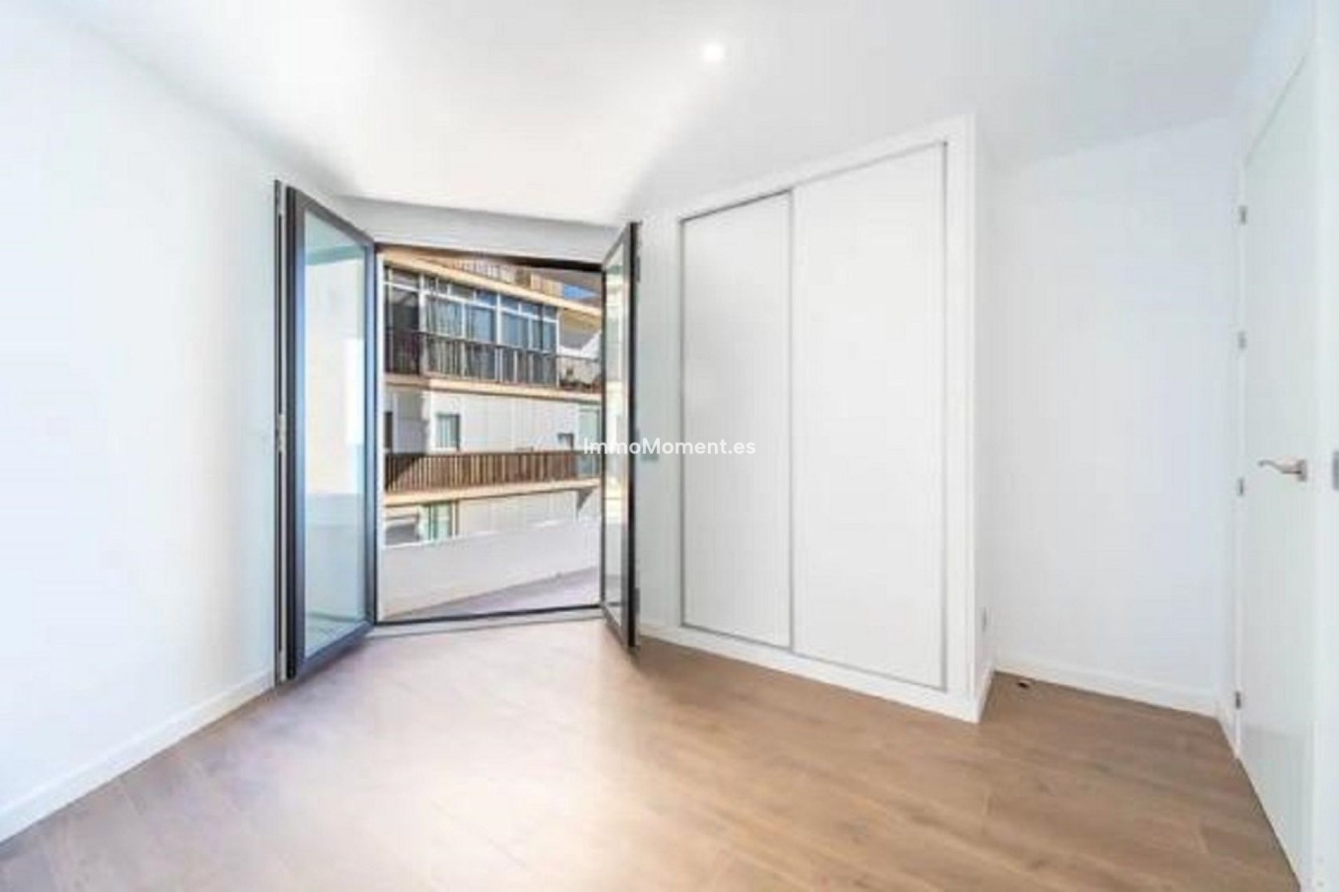 Resale - Apartment - Málaga - Málaga Este