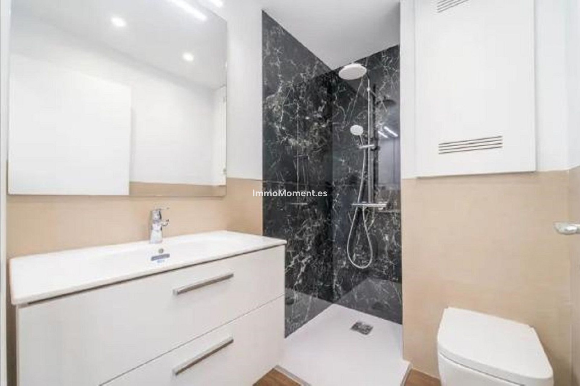 Resale - Apartment - Málaga - Málaga Este