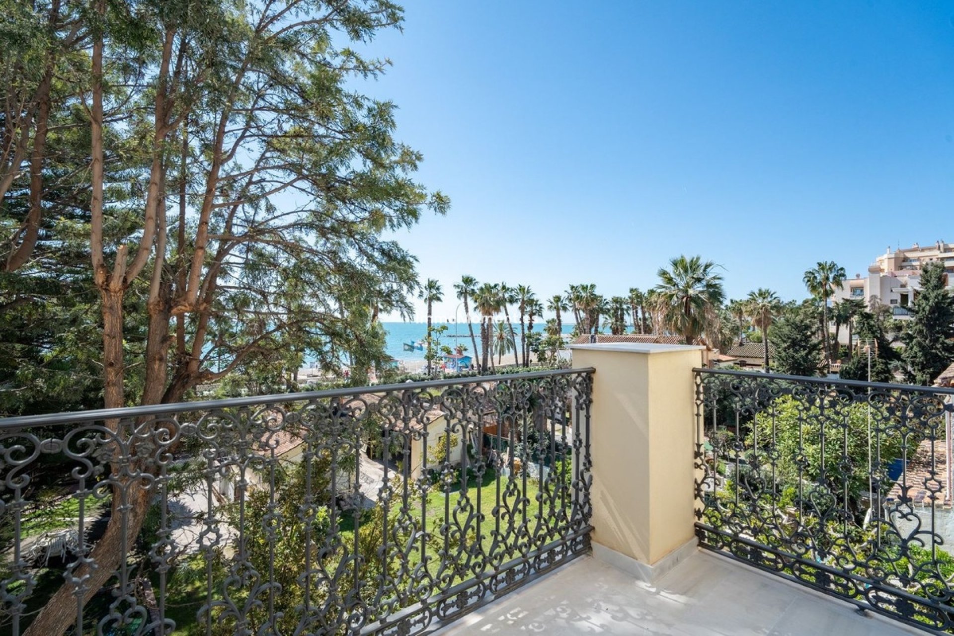 Resale - Apartment - Málaga - Monte Sancha