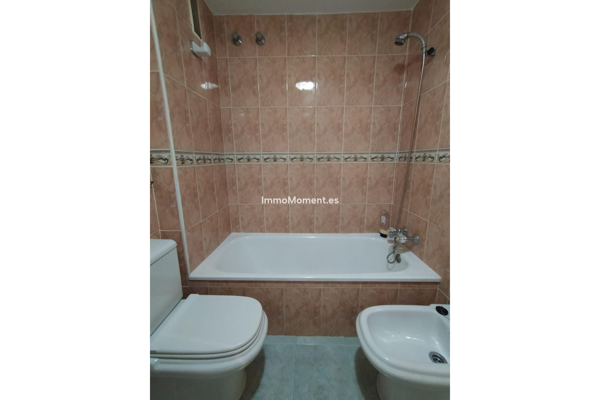 Resale - Apartment - Málaga