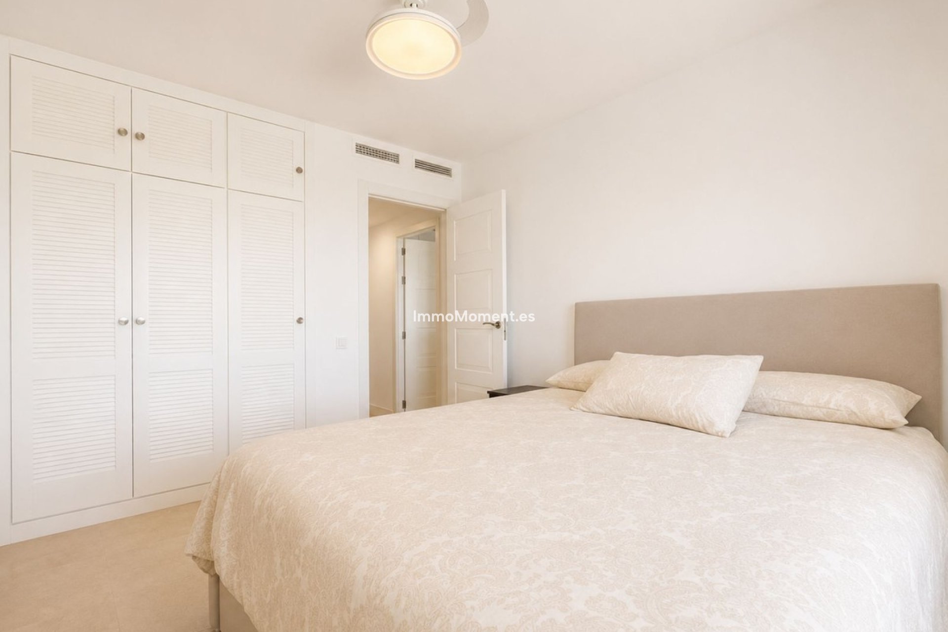 Resale - Apartment - Manilva - La Duquesa
