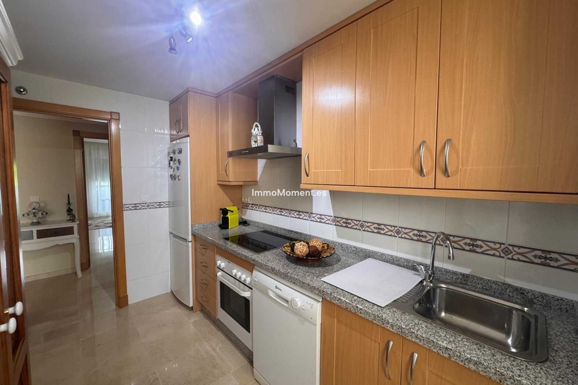 Resale - Apartment - Manilva - La Duquesa
