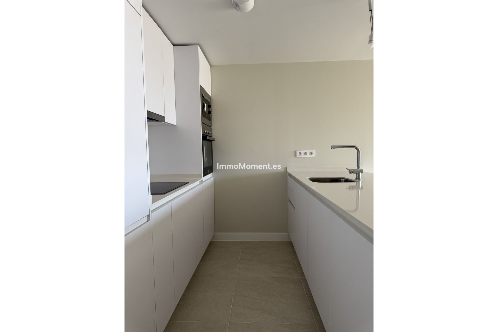 Resale - Apartment - Manilva - La Duquesa